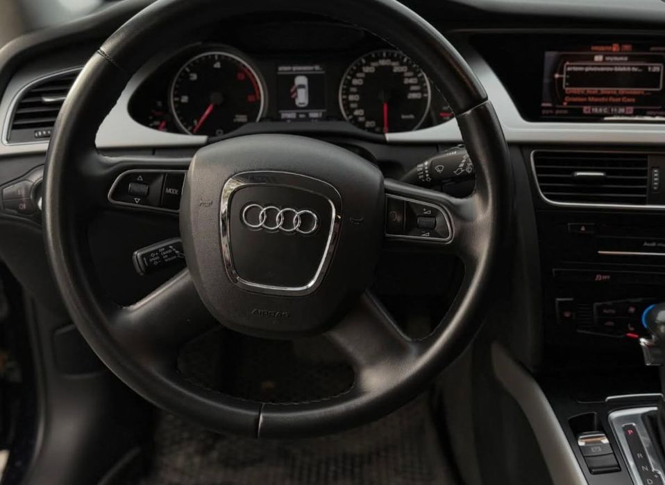 Ауді а4 б8 2011 року