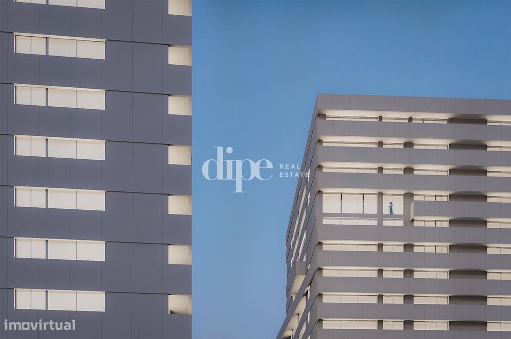 Apartamento T3 inserido no Condomínio Privado ´Strata´