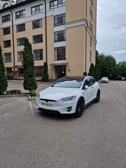 Продам Tesla Model X Perfomance 2018