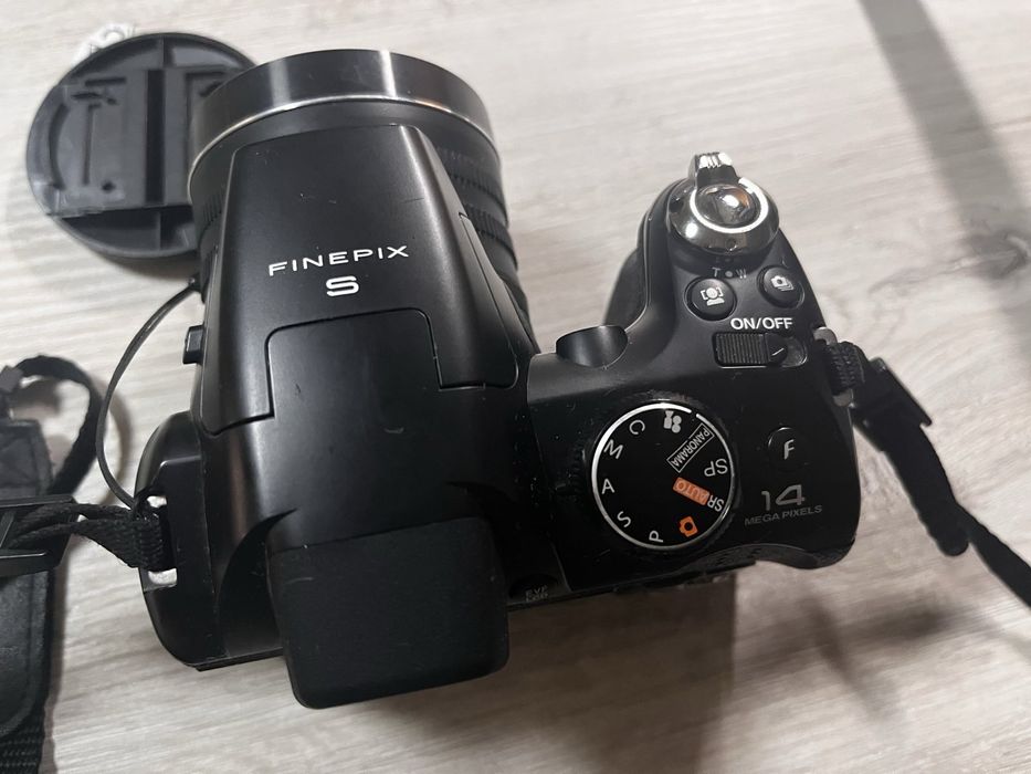 Fuji Fujifilm FinePix S4300