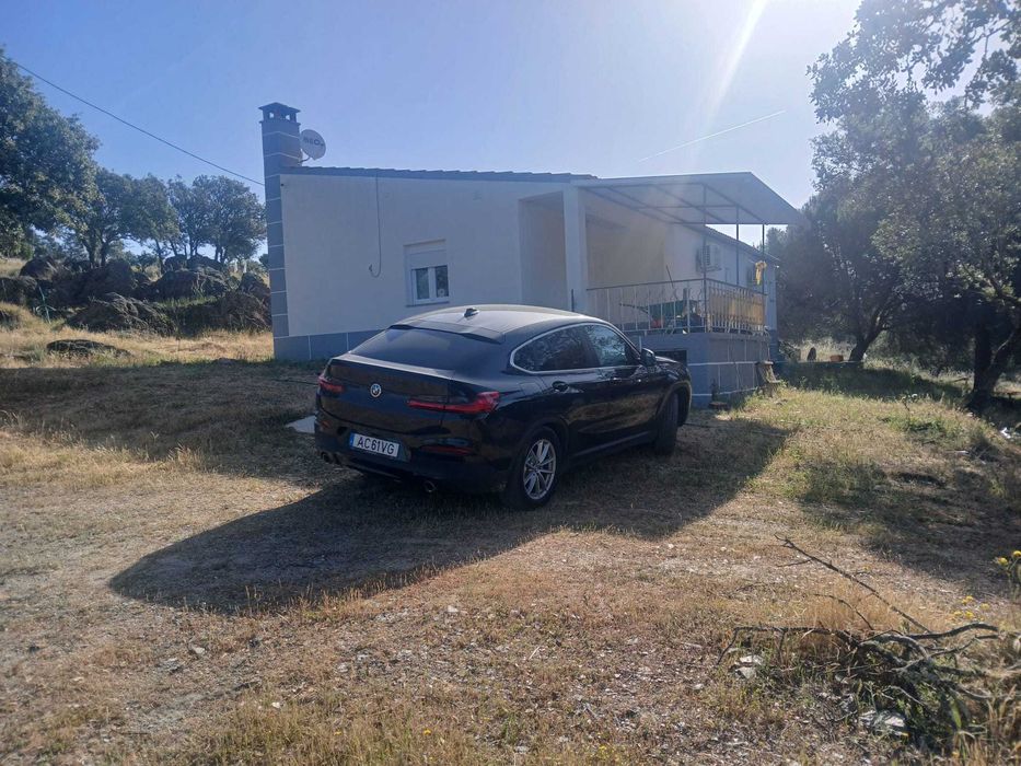 Alugo quartos para ferias em zona calma