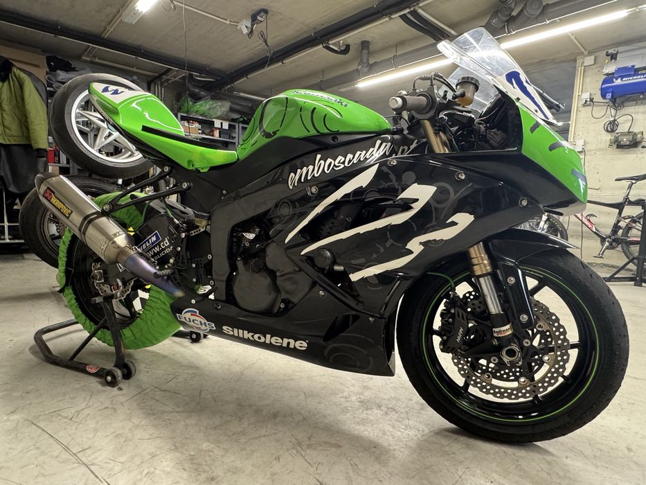 Moto Kawasaki zx6r