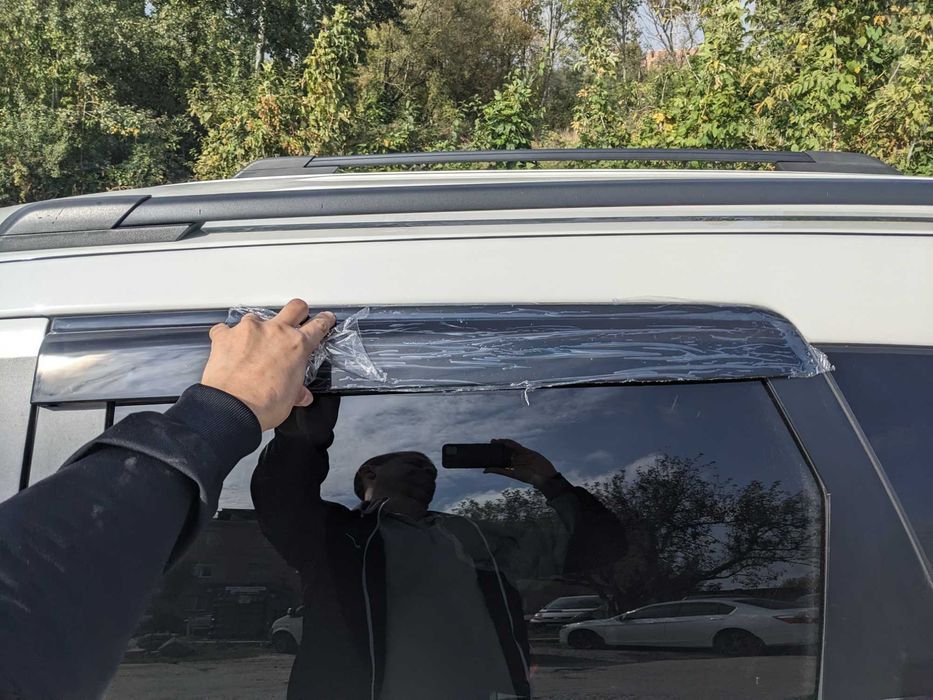 Бризковики Dodge Journey Додж Джорні килимки салон багажник вітровіки