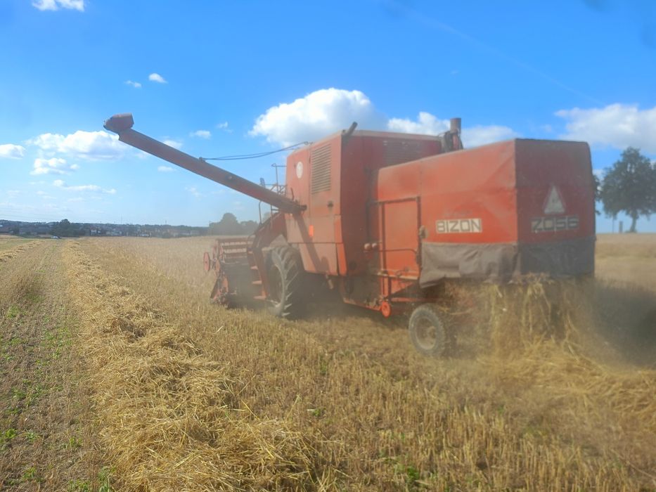 Kombajn Bizon Z056
