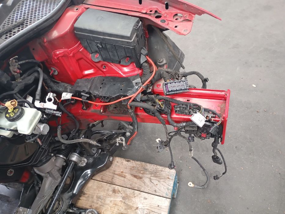 Longarina esquerda SEAT Leon (5F1)