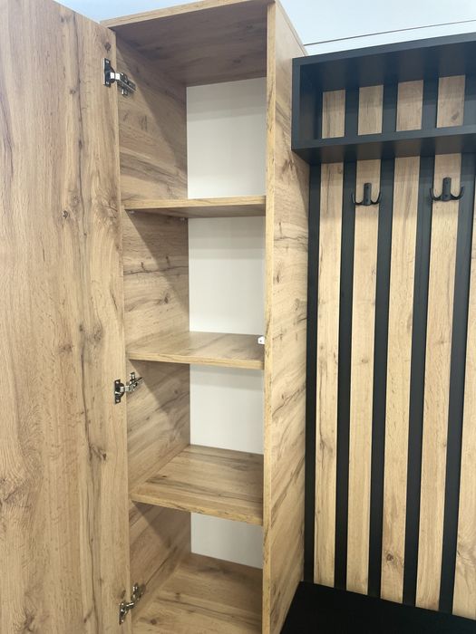 Graderoba, szafka na buty z wieszakami na kurtki, szafka na buty,