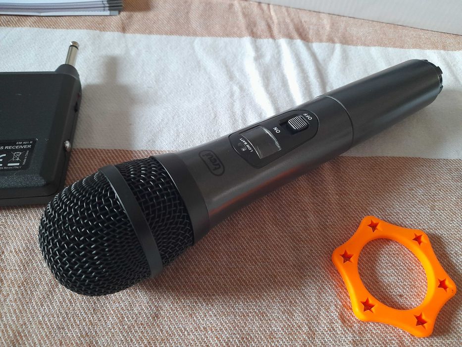 Mikrofon bezprzewodowy radiowy Trevi EM401 + odbiornik Jack 6.3mm