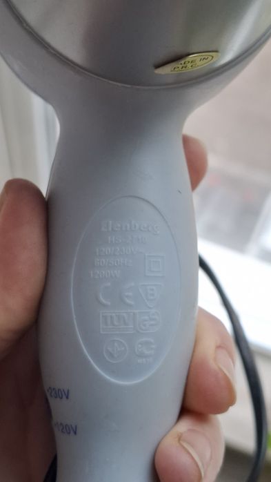 Фен новый  Elenberg