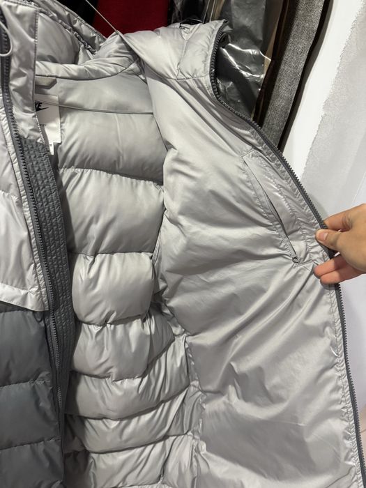 Куртка Пуховик Nike Storm- Fit Windrunner