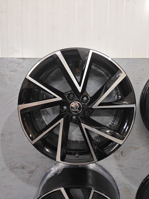 Felgi alu 5x112 19" Skoda Superb Enyaq Octavia 8J ET44