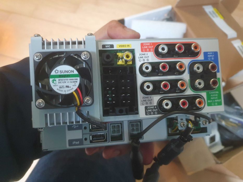 Auto Radio GARMIN com Sistema Navegação NOVO!