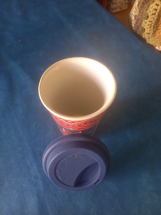 Ceramic mug with lid64550506862465122