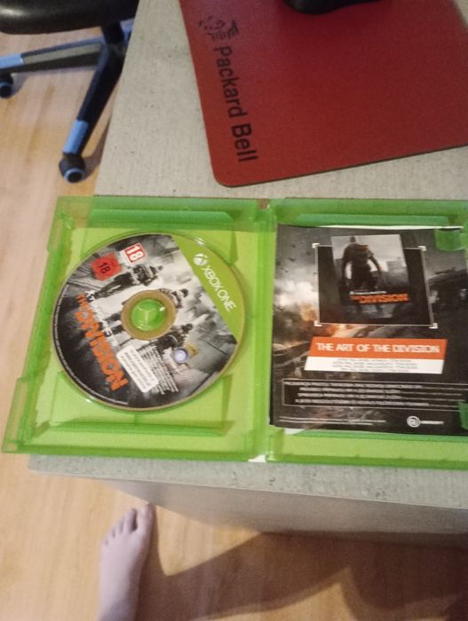 sprzedam gre stan bardzo dobry działa na konsolach Xbox one