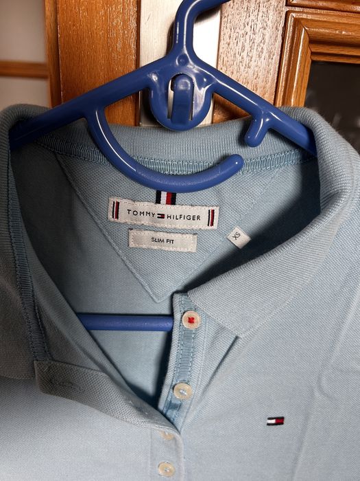 Polo Tommy Hilfiger, tamanho XS Slim Fit, azul claro