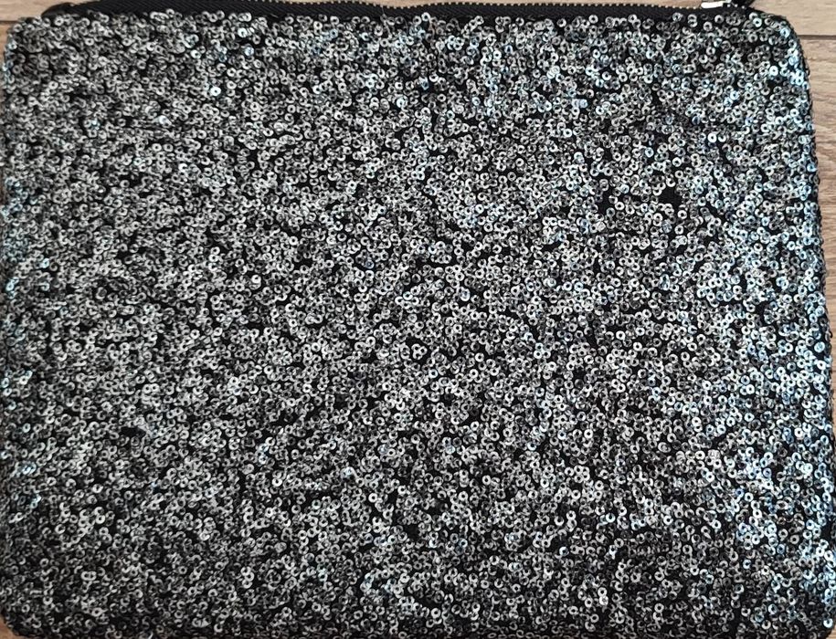 Piękna Kopertówka Srebrzysty Pył