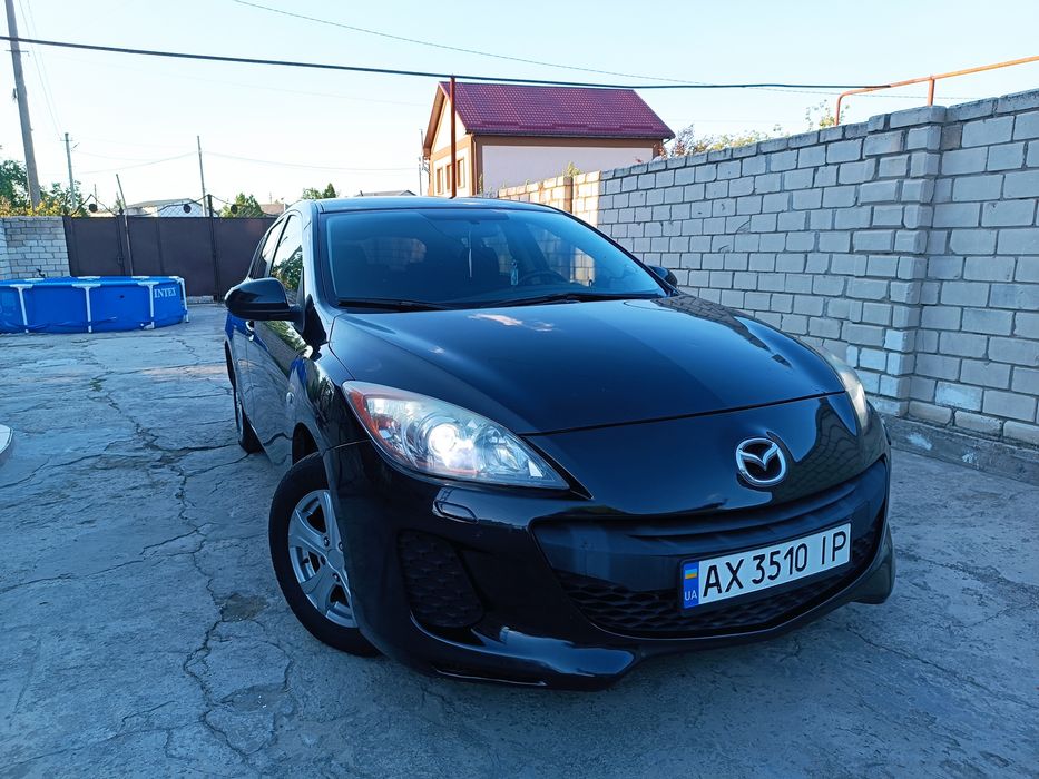 Продам mazda 3 2012 рік в  гарному стані