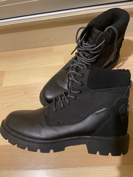 Bench ботинки утеплені в ідеалі