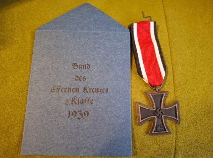 Odznaczenie z kopertą