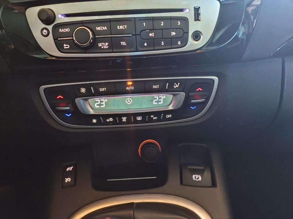 Renault Scenic 2012
