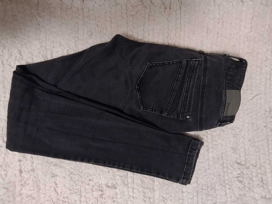 Spodnie jeans czarne rozmiar 38