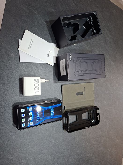 Telefon uniherz tank 2 pro