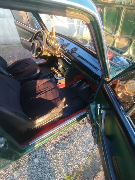 Продаж ваз 2103 .