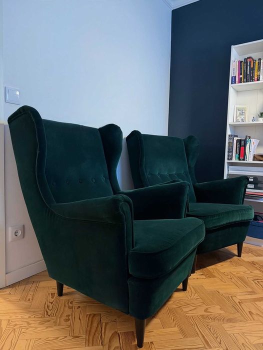 Vintage Vibe/Dark Academia - Emerald Green Wingback Armchairs
