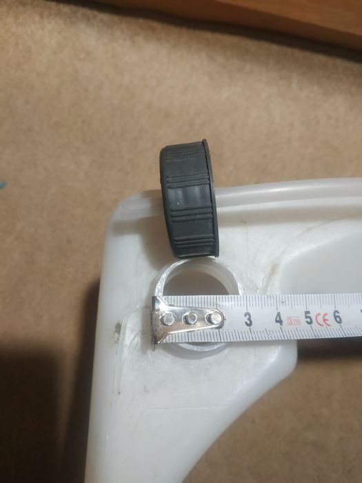 Бачок, бак, ємність