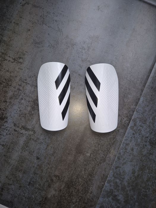 Ochraniacze Piłkarskie adidas