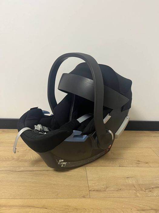 Автокрісло Cybex Aton 5, від народження до 13 кг.