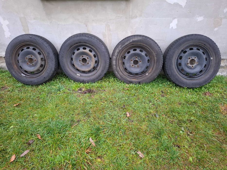 Felgi stalowe z oponani 100zł za komplet od Forda C Maxa