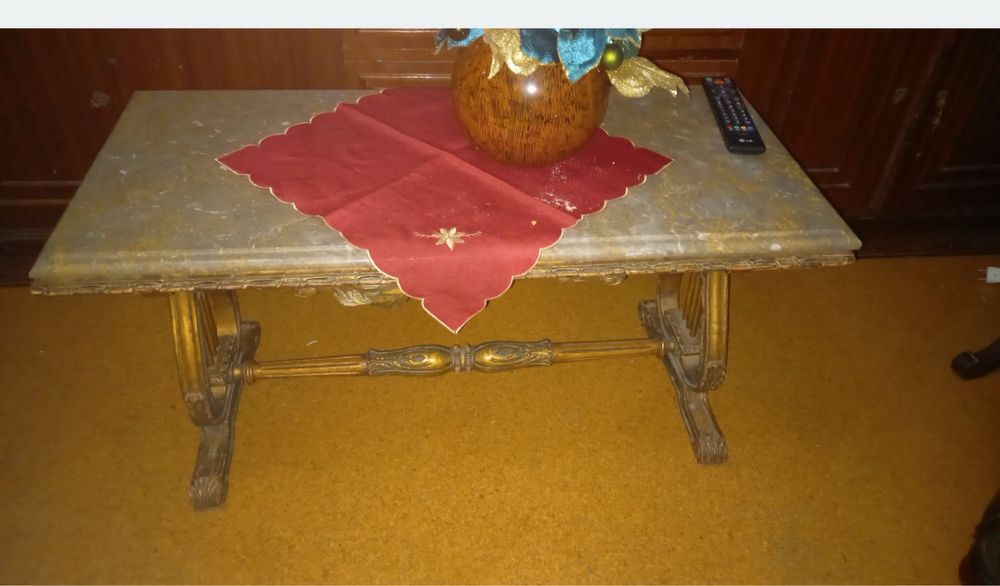 Mesa de centro com pedra marmore  Vintage