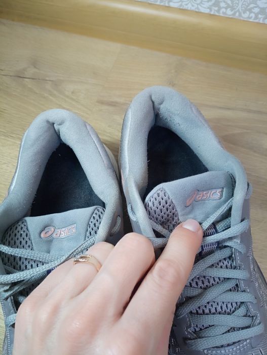 Кросівки ASICS gel cumulus 21, 40 розмір 25,5 см.