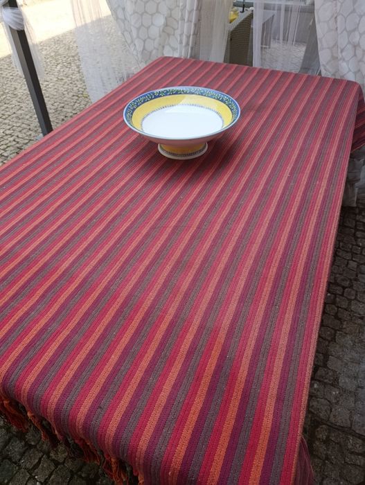 Mesa de jardim em madeira