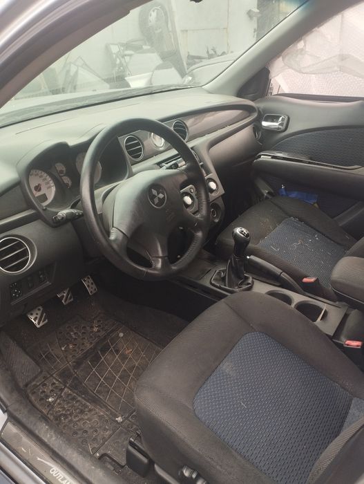 Разборка mitsubishi outlander 1 2.4 Митсубиси аутлендер 1 поколения