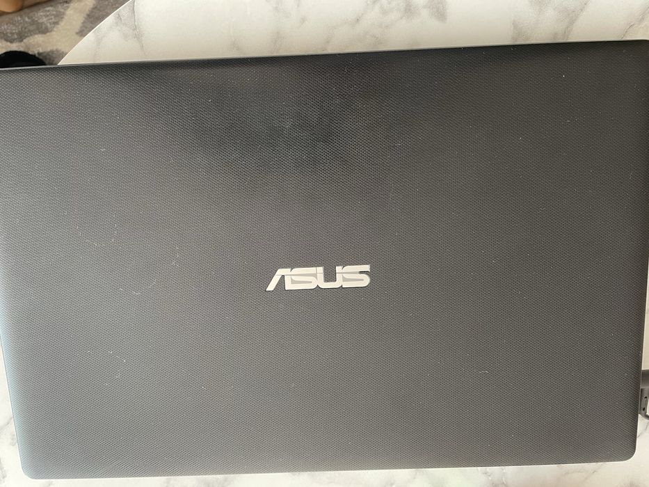 Laptop Asus x551m