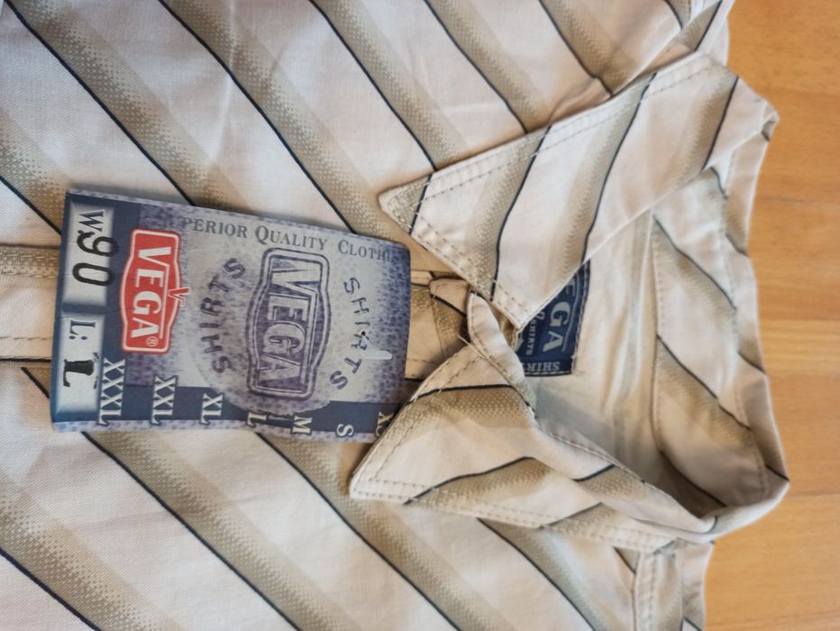 Koszula męska L/XXL, Vega, zapinana na zatrzaski.