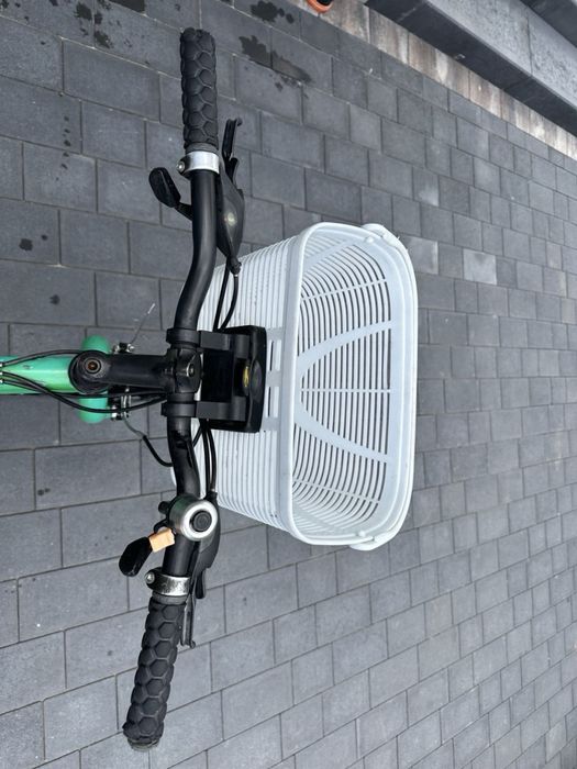 Велосипед у хорошому стані + кошик