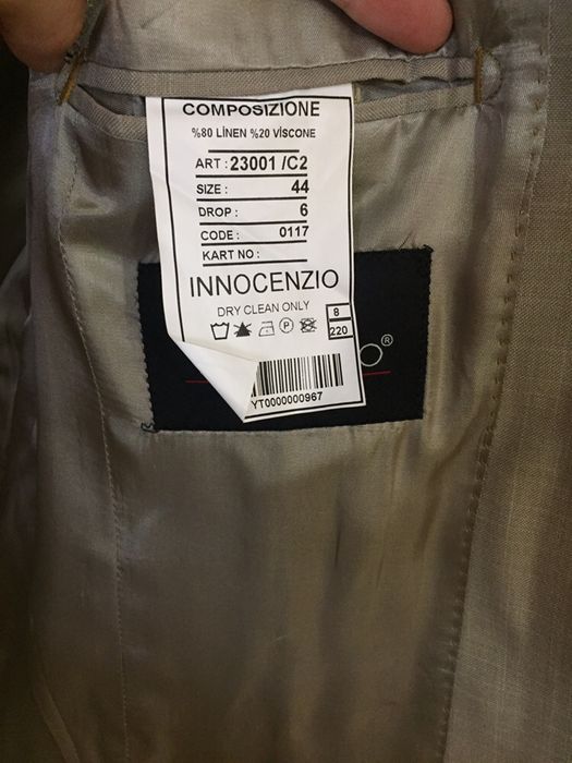 Продам брючный костюм