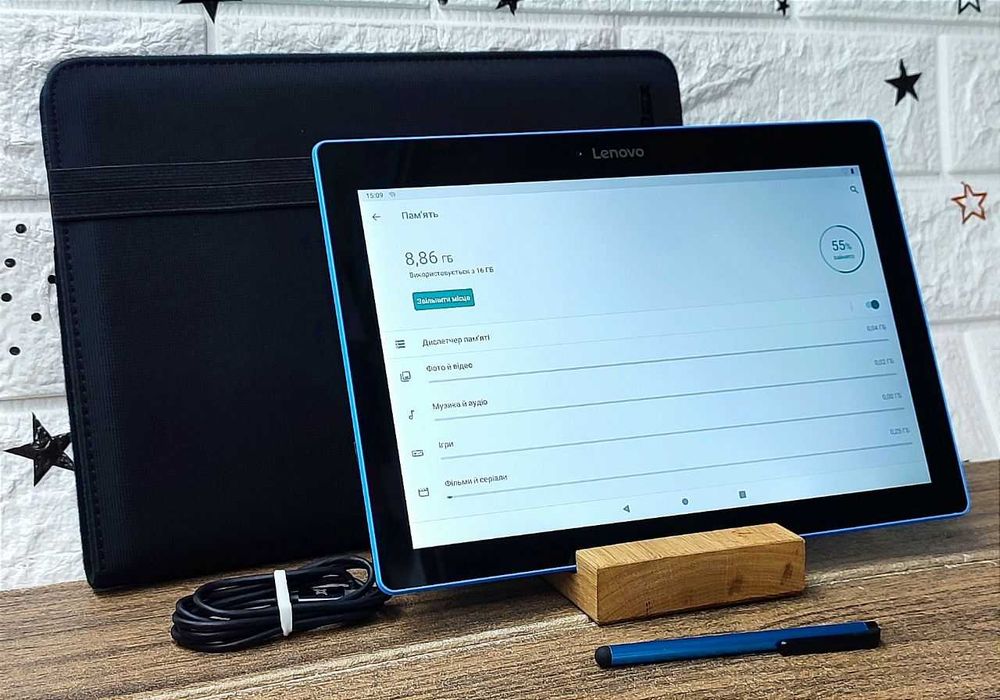 Планшет Lenovo 10 дюймів