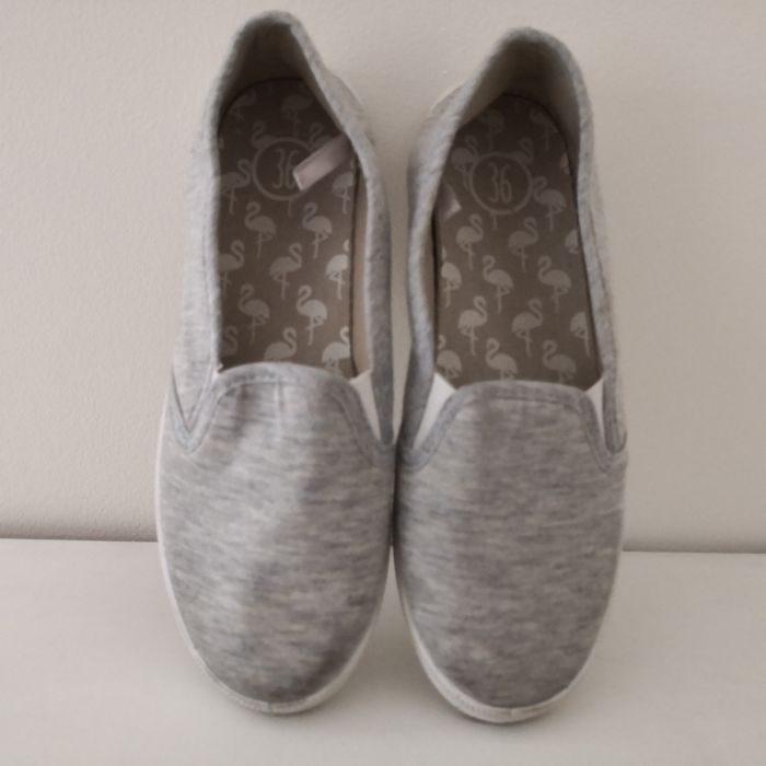 Kapcie tenisówki rozmiar 36