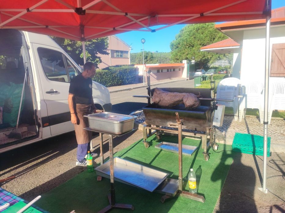 Porco no Espeto à Bronze Odivelas