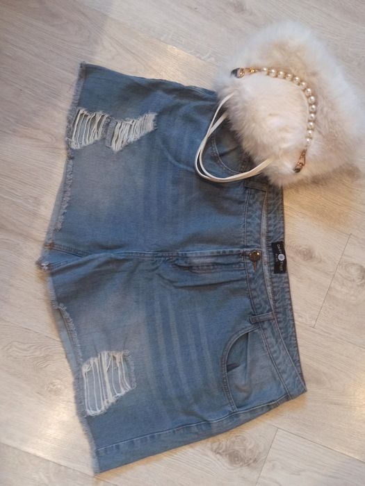 Spodenki Daisy Street Plus roz.48, szyk, lato, wygoda,styl i luz !