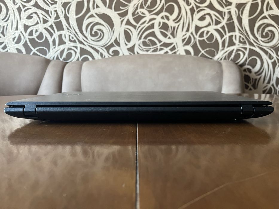 Игровой ноутбук 15.6" Acer Aspire E15 на Intel i7-7500U с Nvidia 940MX / 8ОЗУ / 256SSD / FullHD