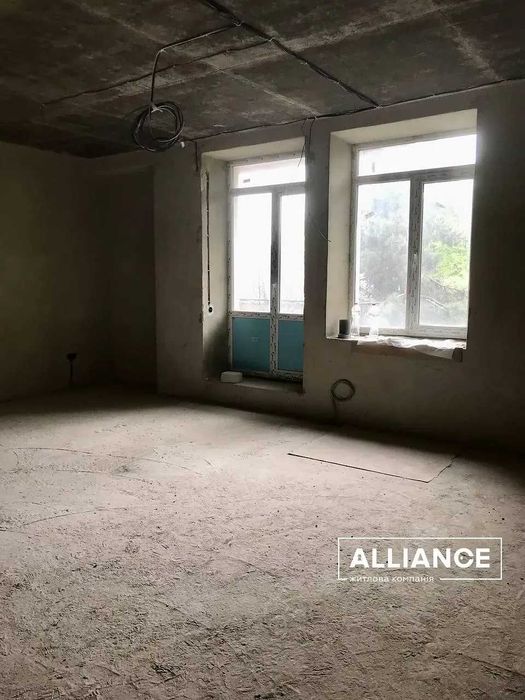 Продам 2 кімнатну квартиру поруч парку Шевченка