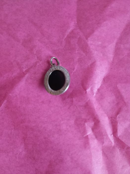 Stara zawieszka srebrna.