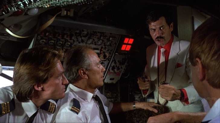 FORÇA DELTA (Chuck Norris/Lee Marvin) A Unidade de Elite dos EUA