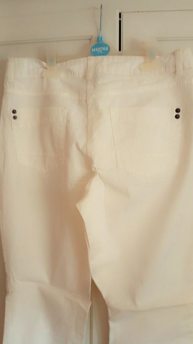 Białe spodnie damskie 40 Nowe