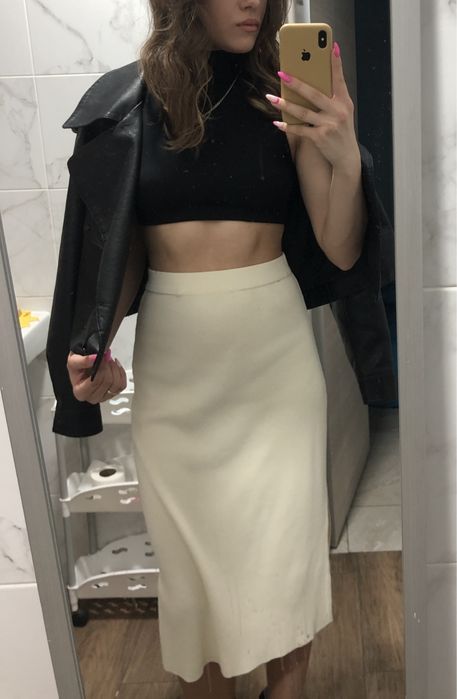 Красивая миди юбка Zara