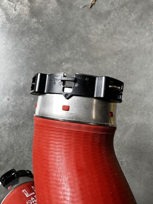 Патрубок шланг интеркулера Спринтер W906 Sprinter 2.2 OM651